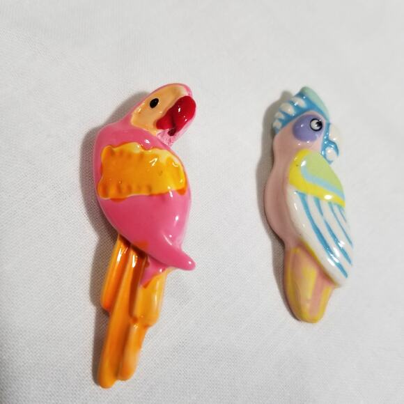 Two Parrot Pins - Picture 5 of 8